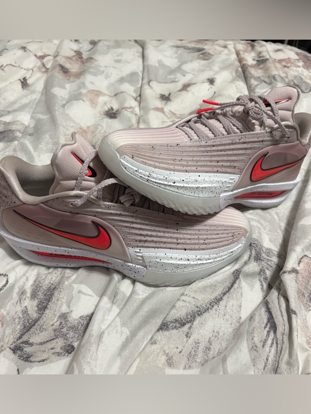 Nike Air Zoom GT Cut 3 Turbo
Reed Sheppard